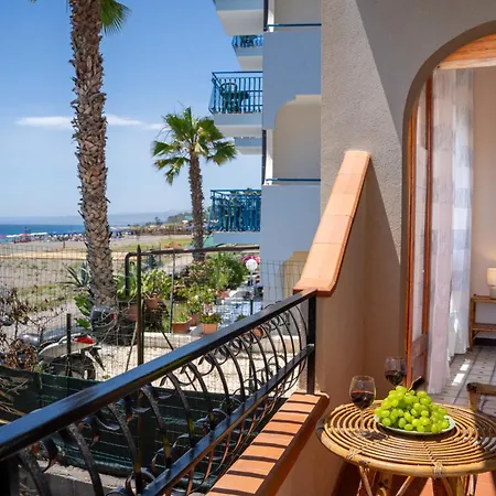 Seasound Naxos Apartament